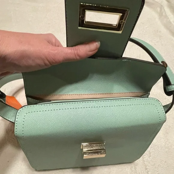 Heys Aqua Handbag - Picture 10 of 15
